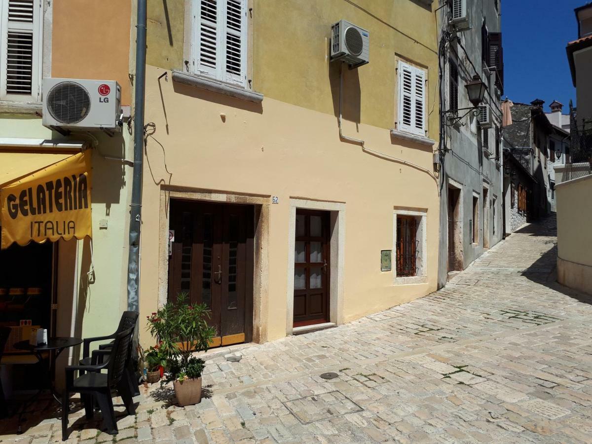 Zen Studio In Center Of Rovinj Luaran gambar